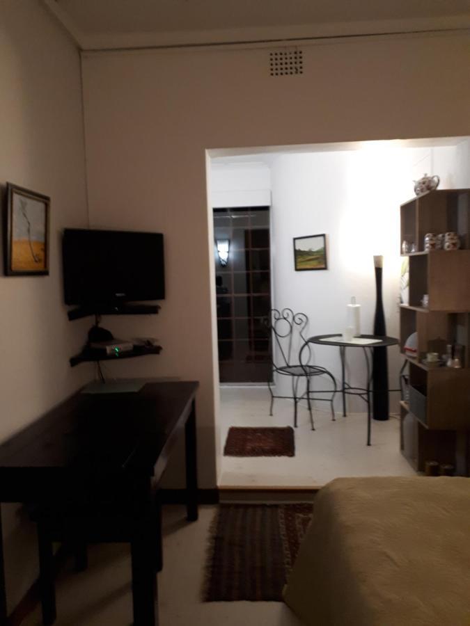 A La Fugue Hotel อัพพิงตัน ภายนอก รูปภาพ